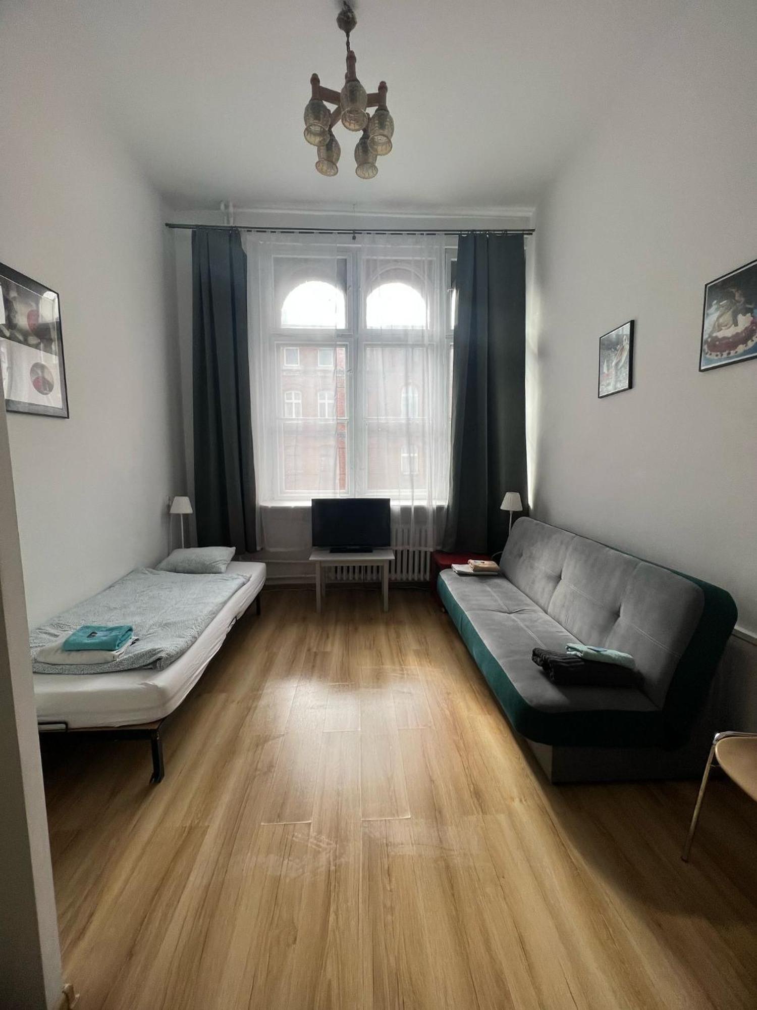U Szermierzy Hostel Wroclaw Ngoại thất bức ảnh
