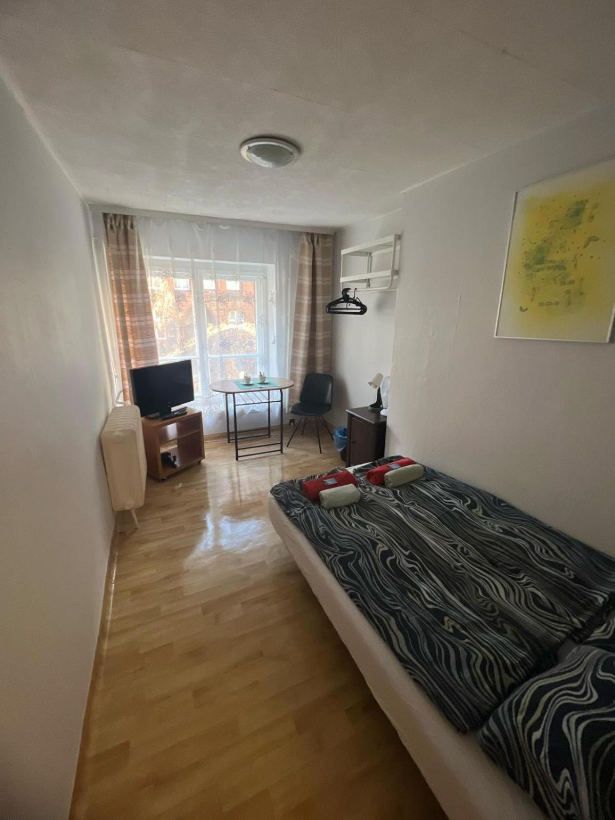 U Szermierzy Hostel Wroclaw Ngoại thất bức ảnh