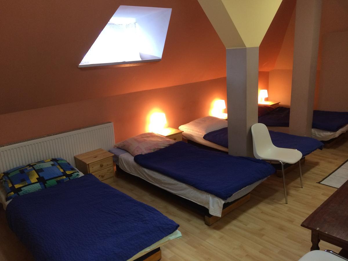 U Szermierzy Hostel Wroclaw Ngoại thất bức ảnh